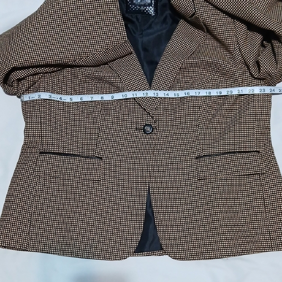 John Meyer Collection Classic Checkered Blazer - Picture 3 of 11